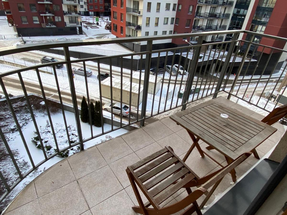 John Lennon Apt In Vilnius Centre, Balcony, Netflix Exterior photo